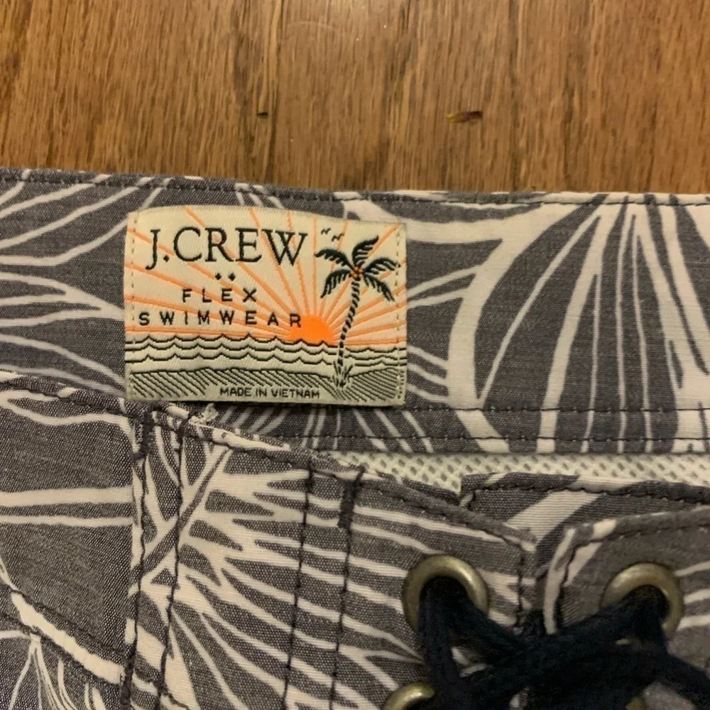 J.Crew Men’s Swim trunks, size 36